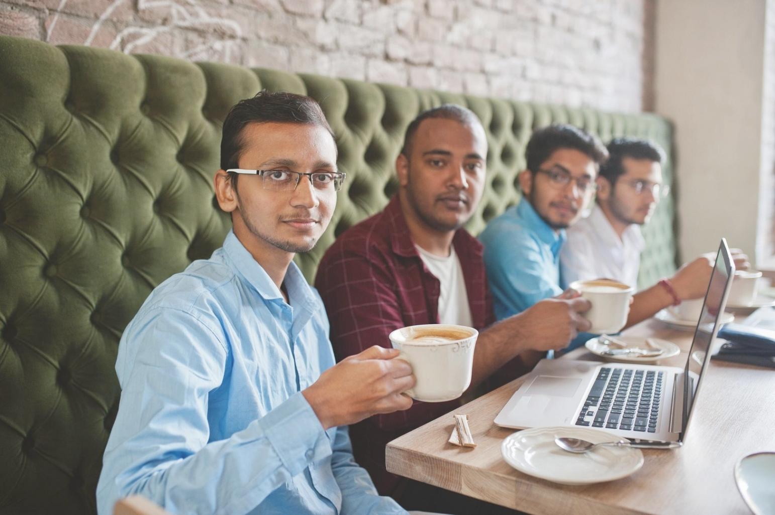 Spazio di lavoro moderno per sessioni di coaching individuali